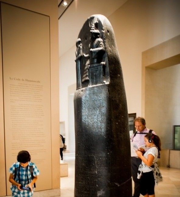 Hammurabi's Code stele, Louvre, carved figure, cuneiform.